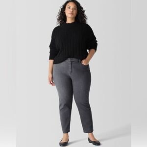 Eileen‎ Fisher Gray Straight Leg Denim Jeans Classic Fit Size 12